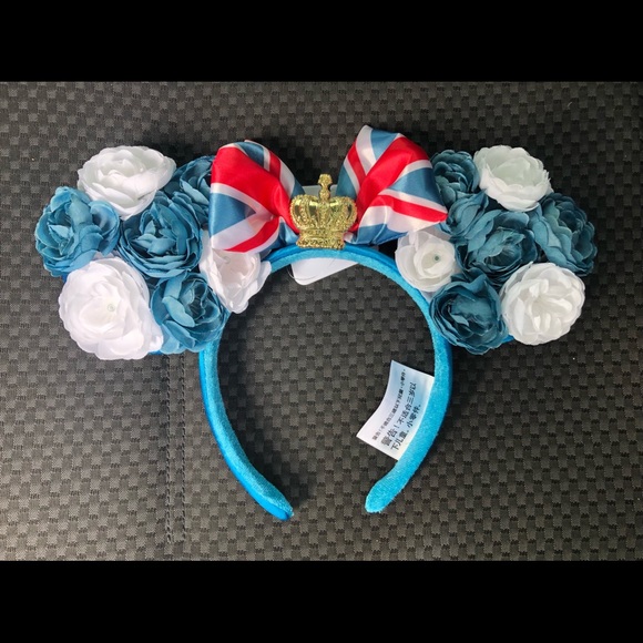 Disney Accessories - Disney Epcot England Minnie Mouse ears